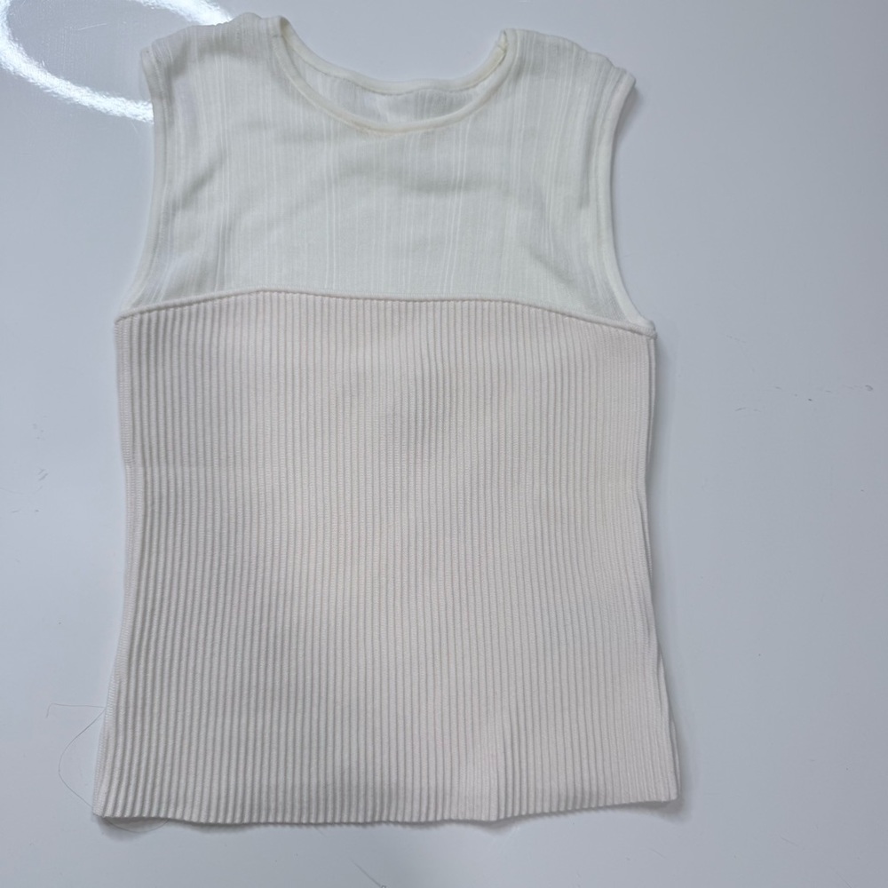 BR Tank Top, Women's Size Xs Ivory Color , Sleeveless A020126